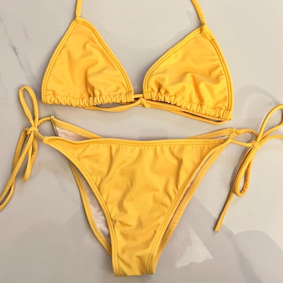 NWOT JESS Swimwear Yellow Bikini Set – Triangle Top & Tie-Side Bottoms Size S/M - Picture 6 of 6